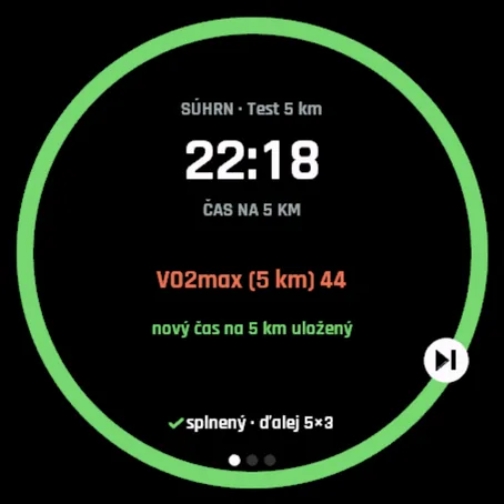 Súhrn kontrolného testu: 5 km za 22:18, VO2max 44, nový čas na 5 km uložený